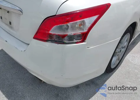 2010 Nissan Maxima 3.5 Sv z USA, uszkodzony, nr VIN 1N4AA5AP2AC832486